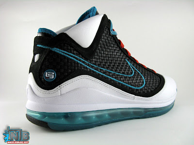 lebron7 red carpet 14 web Air Max LeBron VII Red Carpet Showcase. New Pairs at Citysole.