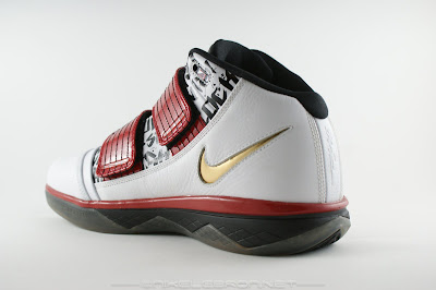 Throwback Thursday: Nike Zoom Soldier III Finals Edition Showcase lebrons soldier3 finals dslr 06 web Throwback Thursday: Nike Zoom Soldier III Finals Edition Showcase