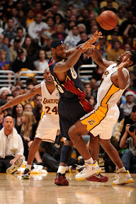 lebron james nba 091225 cle at lal 41 LeBron, Cavs Shine in Rout of Kobe, Lakers. LBJ Debuts the Xmas VII.
