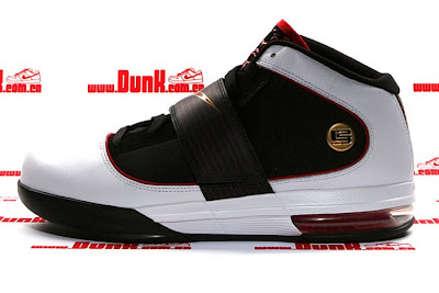 靴 NIKE LEBRON JAMES ZOOM SOLDIER IV Detailed Look at the Nike Zoom LeBron Soldier IV Akron