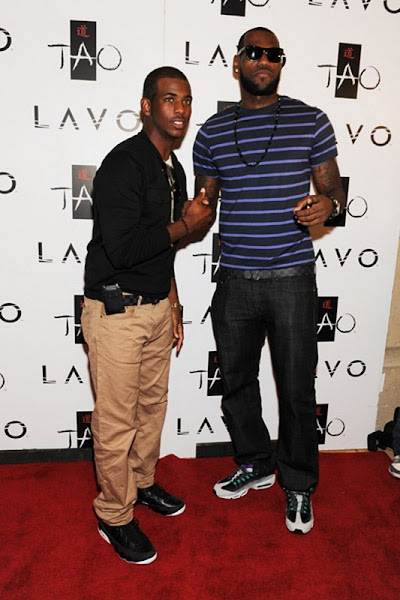King8217s Feet LeBron Chilling with CP3 Wearing Grape Air Max 958217s