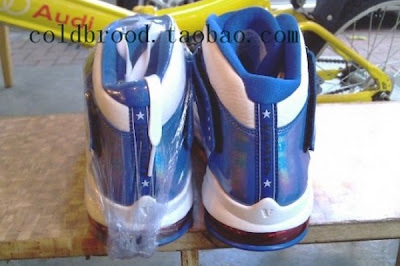 First Look: Nike Max LeBron Soldier V (5) White/Black/Royal nike max soldier 5 tb white royal 1 07 First Look: Nike Max LeBron Soldier V (5) White/Black/Royal