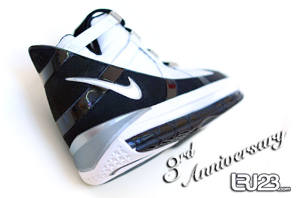 Leaked Nike Zoom LeBron III 8220Oakland Raiders8221 Player Exclusive