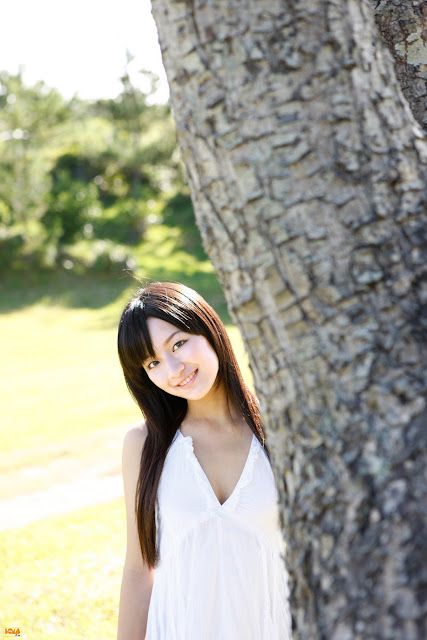 Hitomi Miyake - Bomb.tv ( 2 ) (1/39) (1/39)