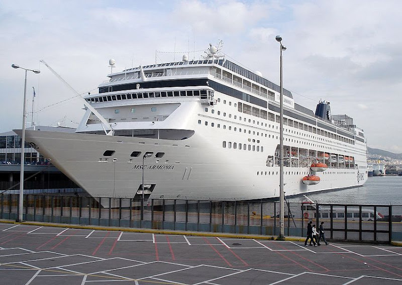 MSC Armonia Piraeus 24 april 2009