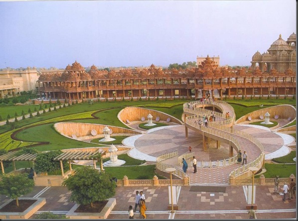 World’s Biggest Hindu Temple World’s Biggest Hindu Temple
