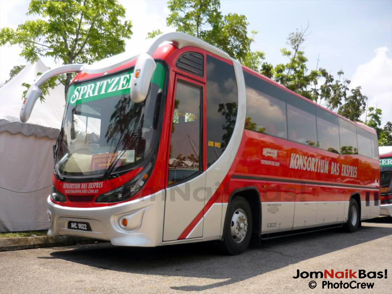 Gambar Bas Ekspres