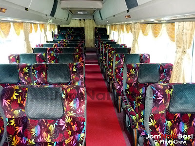 http://lh6.ggpht.com/_YZespjDxkX4/TP4j6d5mbtI/AAAAAAAACF0/GuNjANbg3vw/s800/WUM7102-Interior.jpg