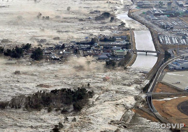 [Tsunami Japao Terremoto.jpg (9)[2].jpg]