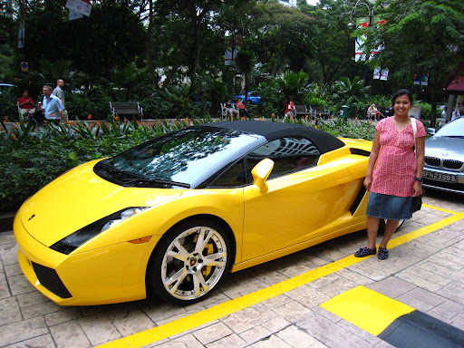 Sheetal+&+her+Lamborghini.JPG