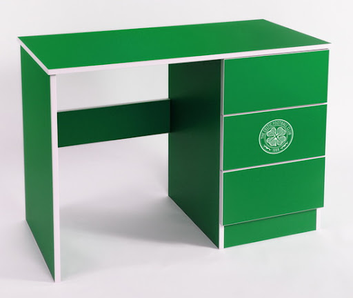 Celtic FC Bedroom Interior Design Picture 6 celtic fc desk table