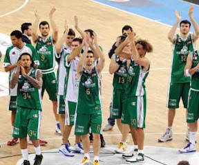 Siena, lo scudetto più sudato. Cantù: grinta, cuore e applausi