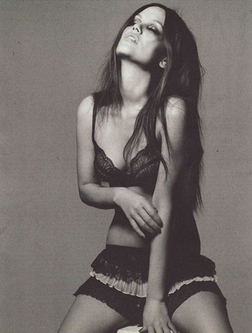 [rachelbilson015.jpg]