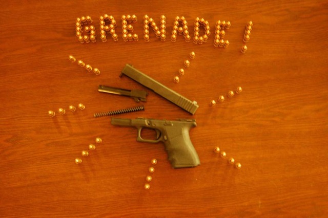 [Glock-bullet-grenade[2].jpg]