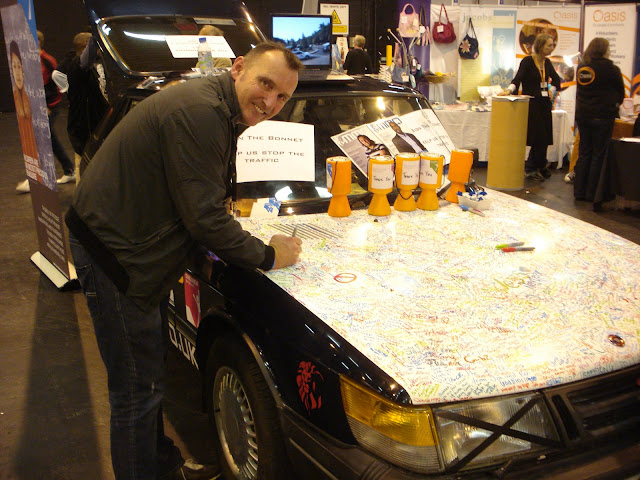 Snowdodgers Car Signing - Are
