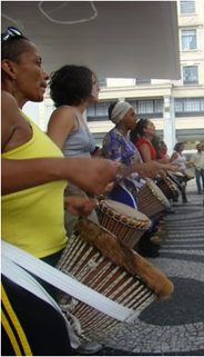 Ilú Oba de Min. Foto: Flaviana Serafim. Clique para ampliar Ilú Oba de Min. Foto: Flaviana Serafim. Clique para ampliar