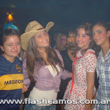 fiesta de disfraces - club sarmiento - 20-03-10 - flasheamos.com.ar-078.JPG