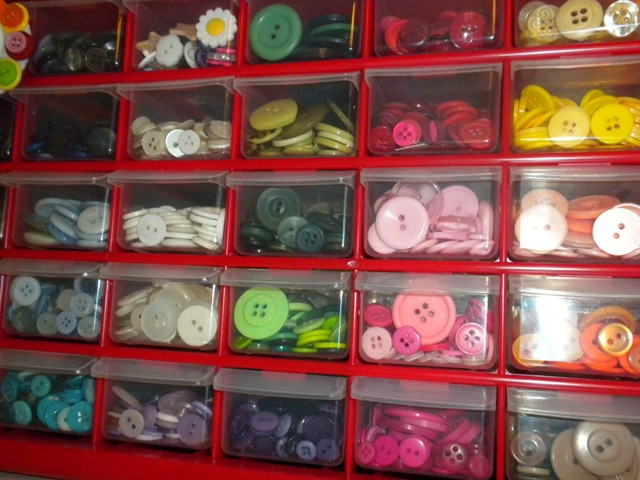 [button box[4].jpg]