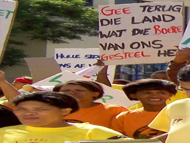 [WomenOnFarmsProject_JonkershoekProtestAug2008[19].jpg]