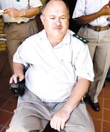 [Thiawrt_Dirk_ZonderwaterPrisonOffice[1].jpg]
