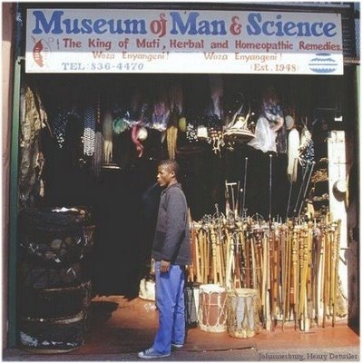 [JohannesburgMutiShopPicJanLamprechtAfricanCrisisPermission[7].jpg]