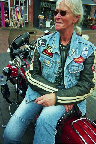 [Dutch Dokkum biker Hieke Sept2008[5].jpg]