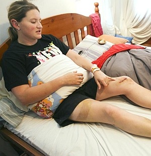 [KrugerKarienHijackersPushedUnderCarDroveOverHerFiveTimesOct292009[5].jpg]