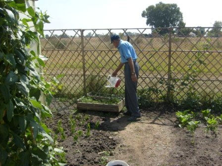 [Lochvaal residents also raise their own fresh food[5].jpg]