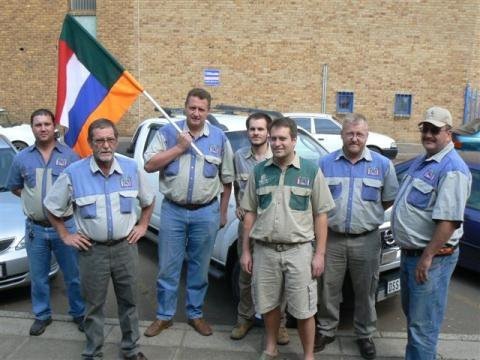 [Ratte court appearance Witbank friends Oct252010[4].jpg]