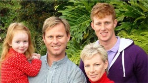 [Tim_Upton_Family_Pic_26.jpg]