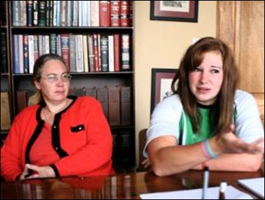 DU PLESSIS Renette and daughtger Marinette THREAT TO FAMILY SINCE MALEMA CASE