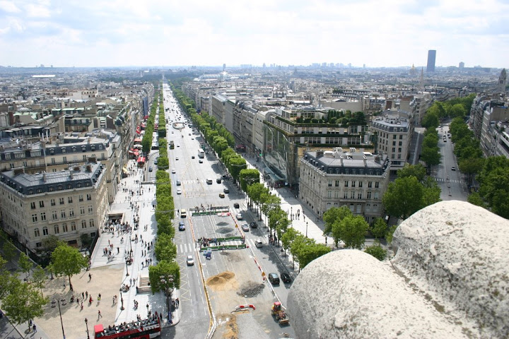 Avenue%20des%20Champs%20Elys%C3%A9es dans Photographies du Paris d'hier et d'aujourd'hui