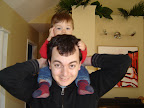 Ouch! Ya quelqu'un qui mange mes cheveux / Ouch! Someone's eating at my hair