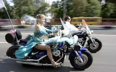 pernikahan aneh 08 Foto Pernikahan yang aneh