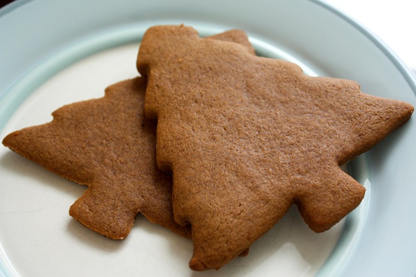 Soft and Chew Gingerbread Cookies