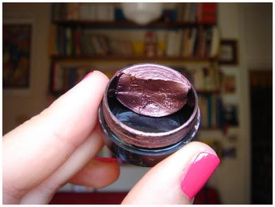 MUFE Aqua Cream: 17 plum MUFE Aqua Cream: 17 plum