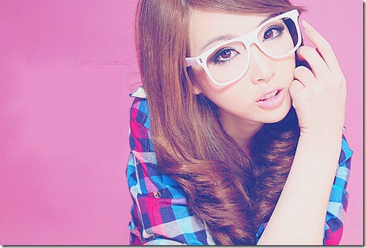 asian-fashion-girl-glasses-pink-ulzzang-Favim.com-52569_large