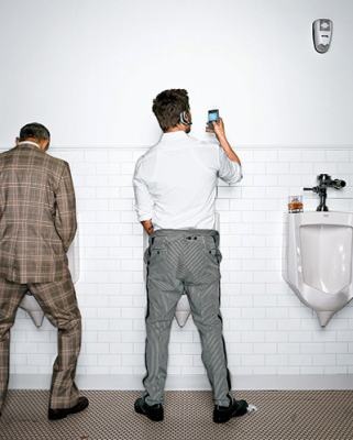 [brad pitt urinal[2].jpg]