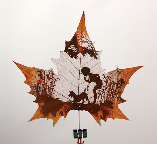 Amazing Examples of Leaf Carving Art