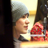 ＜20100428@Kiss The Radio Cr: www.2kyuhyun.com
photo by lAdy~2J@2kyuhyun.com / Design & Upload pic by lAdy~2J@2kyuhyun.com＞