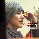 ＜20100428@Kiss The Radio Cr: www.2kyuhyun.com
photo by lAdy~2J@2kyuhyun.com / Design & Upload pic by lAdy~2J@2kyuhyun.com＞