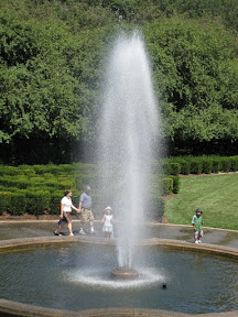 Fountain at the Conservatory Garden Fountain at the Conservatory Garden