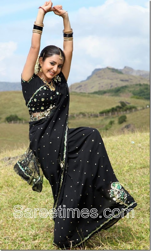 Bhama_Black_Saree