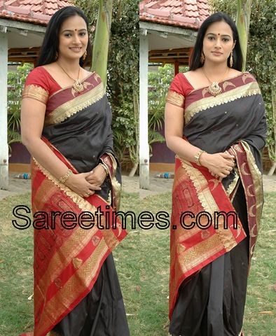 [Anupama_Silk_Saree[3].jpg]