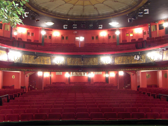 Théâtre des Nouveautés Salle du théâtre des Nouveautés