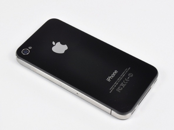[iphone 4 teared down (1)[4].jpg]
