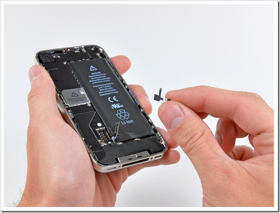 iphone 4 teared down (5)