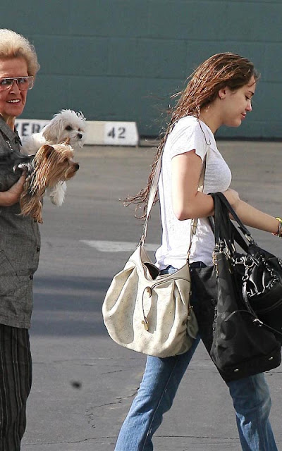 05-02-09 Studio City, CA Workaholic Miley Cyrus seen arriving at a studio wearing no make-up. Miley arrived with her grandmother Ruth and her dog..... Non-Exclusive Pix by Flynet ©2009 818-307-4813 Nicolas 323-974-6007 Jay 310-466-8617 Scott
