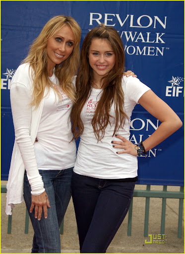 miley-cyrus-revlon-run-17.jpg