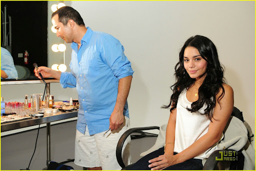 vanessa-hudgens-neutrogena-shoot-03.jpg